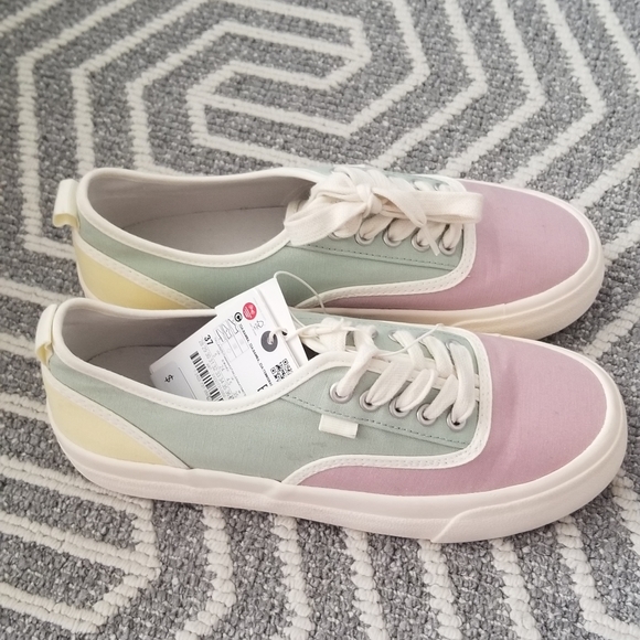 New girls summer shoes - Picture 2 of 3